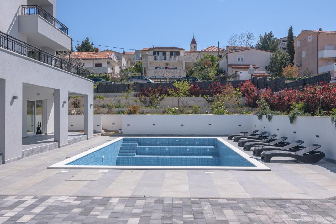 Villa Barbara & Zoran With Heated Swimming Pool Seget Vranjica Εξωτερικό φωτογραφία