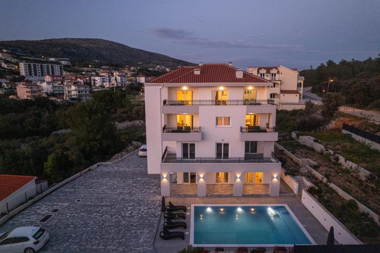 Villa Barbara & Zoran With Heated Swimming Pool Seget Vranjica Εξωτερικό φωτογραφία