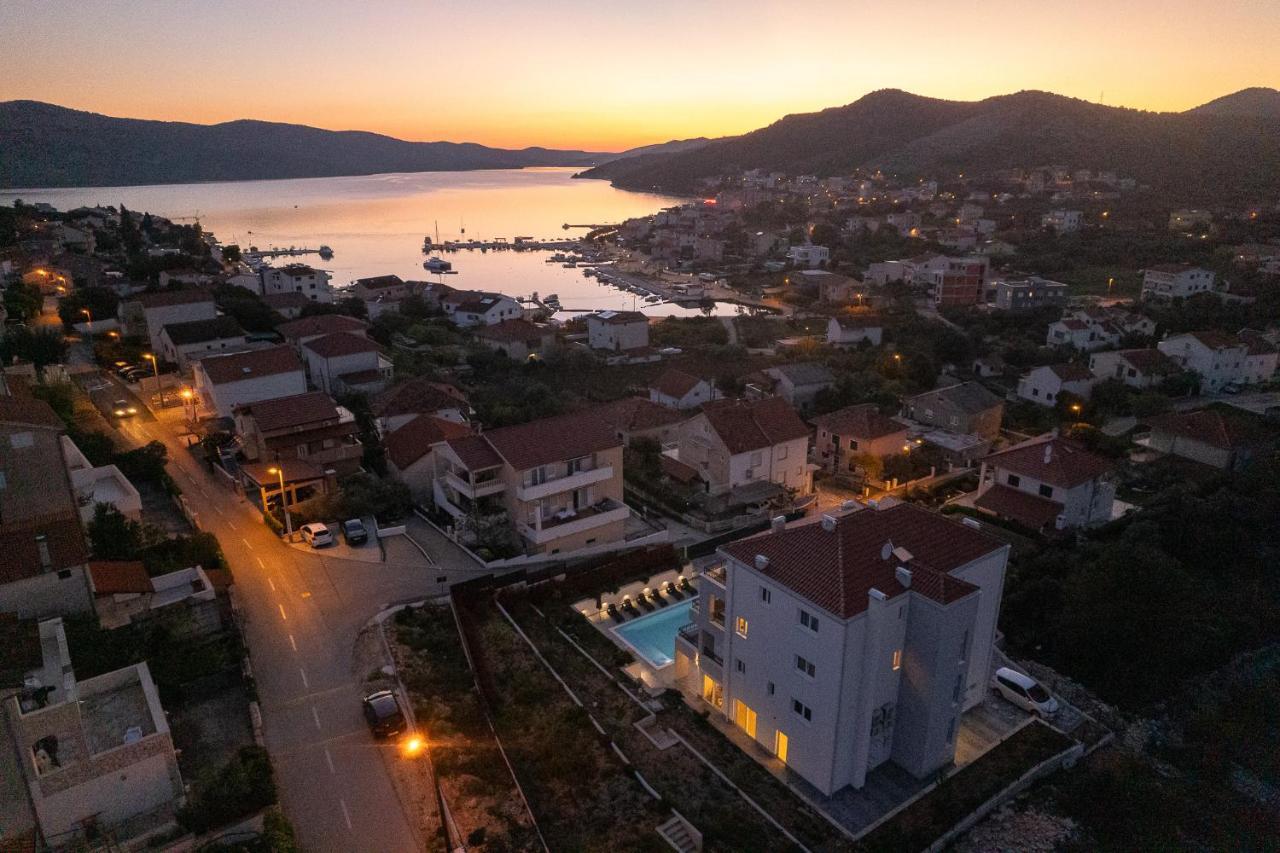 Villa Barbara & Zoran With Heated Swimming Pool Seget Vranjica Εξωτερικό φωτογραφία