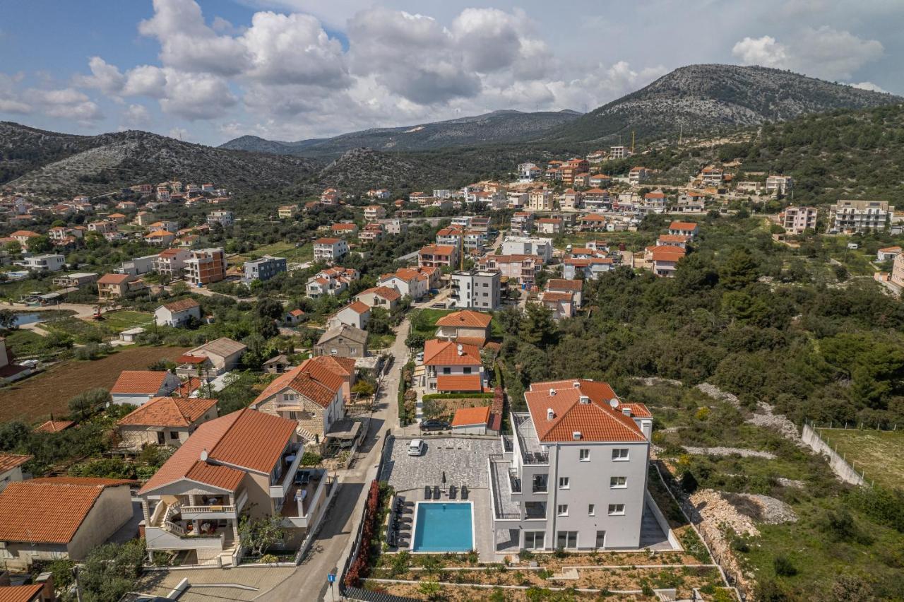 Villa Barbara & Zoran With Heated Swimming Pool Seget Vranjica Εξωτερικό φωτογραφία
